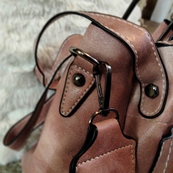 Handbag - Picture 5 of 10